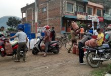 Photo of ग्यासको कालोबजारी रोक्न उपत्यकाका डिपोमा सादा पोसाकका प्रहरी परिचालन
