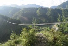 Photo of आँधीखोलामा झोलुङ्गे पुल : वारपार गर्ने र फोटो खिच्नेको उत्तिकै चाख