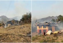 Photo of रोशी गाउँपालिकाको महादेवटारमा भिषण आगलागी, १५ घर जलेर नष्ट