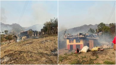 Photo of रोशी गाउँपालिकाको महादेवटारमा भिषण आगलागी, १५ घर जलेर नष्ट