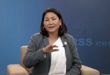 Photo of रास्वपाकी इन्दिरा राना मगर एमालेका देवराज घिमिरे भन्दा करिव ४ हजार मतले अगाडि