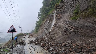 Photo of हेटौँडा-काठमाडौं जोड्ने सबै सडक अवरुद्ध