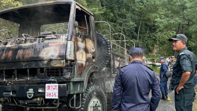 Photo of तालिमका लागि जाँदै गरेको नेपाली सेनाको ट्रकमा आगलागी