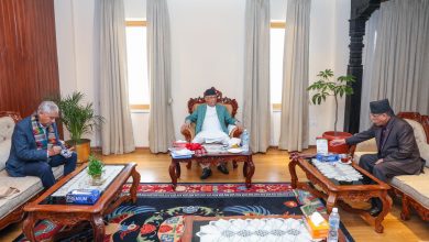 Photo of PM Oli meets leaders Deuba, Dahal