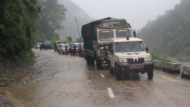 Photo of वर्षाले रवि-राँके सडक र तमोर करिडोर सडक अवरुद्ध