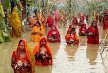 Photo of सूर्यसहित छठी माताको पूजा आराधना (फोटो फिचर)