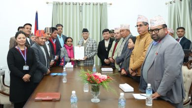 Photo of गाउँपालिका, नगरपालिका र जिसस महासङ्घद्वारा प्रधानमन्त्रीलाई ध्यानाकर्षण