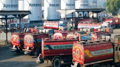 Photo of वीरगञ्जबाट पाँच महिनामा ७२ अर्बको पेट्रोलियम पदार्थ आयात