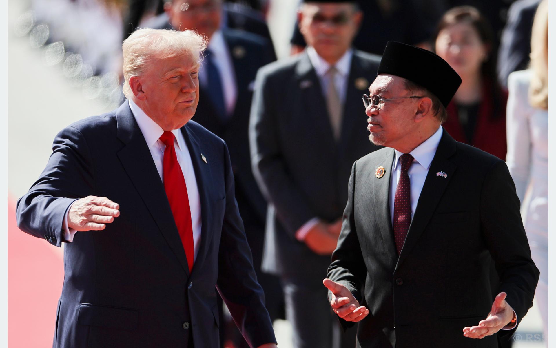 ट्रम्पको उपस्थितिमा थाइल्यान्ड र कम्बोडियाबीच युद्धविराम सम्झौतामा हस्ताक्षर