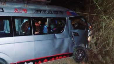 Photo of गोरखाको चोरकाटेमा माइक्रो दुर्घटना, १७ जना घाइते