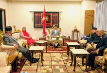 Photo of राष्ट्रपति र प्रधानमन्त्री सहित संवादमा प्रमुख तीन दलका शीर्ष नेताहरु