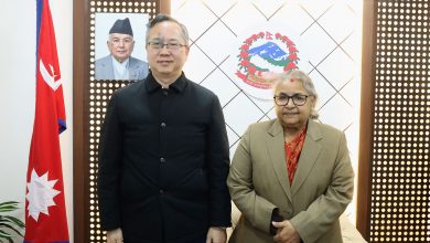 Photo of प्रधानमन्त्रीसँग चिनियाँ राजदूतको शिष्टाचार भेट