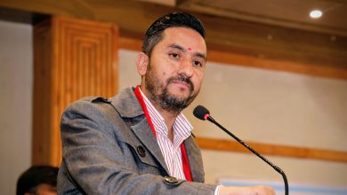 Photo of दलहरु र जेन-जी प्रतिनिधिहरुसँगको छलफलपछि निर्वाचन सुनिश्चित: सञ्चारमन्त्री खरेल