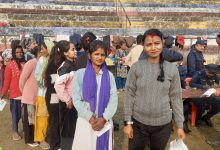 Photo of पर्साका आमाहरूको निर्वाचन प्रहरी बन्ने रहर !