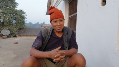 Photo of परेवा पालनबाटै आत्मनिर्भर पृथ्वीबहादुर