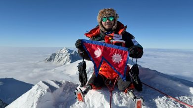Photo of कृत्रिम खुट्टाकै सहारामा सातै महादेशका शिखर आरोहण