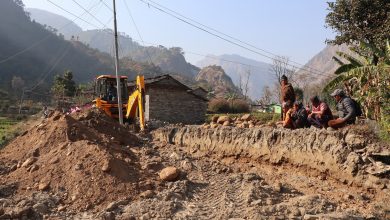 Photo of म्याग्दीको छिसवाङमा मार्ग खुलेको १५ वर्षपछि सडक स्तरोन्नति थालियो