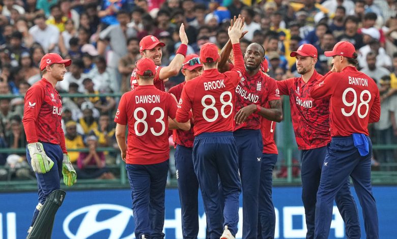 Photo of श्रीलङ्कालाई ५१ रनले हराउँदै इङ्ल्याण्ड विजयी