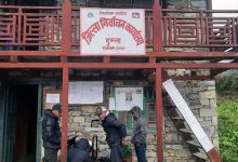 Photo of हुम्ला पुग्यो मतपत्र र निर्वाचन सामग्री