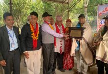 Photo of आर्थिक सहयोग गरेर विद्यालयलाई ऋण मुक्त