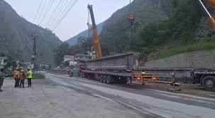 Photo of मुग्लिन–मलेखु सडक दुर्घटनाका घाइते भरतपुर ल्याउन सहज