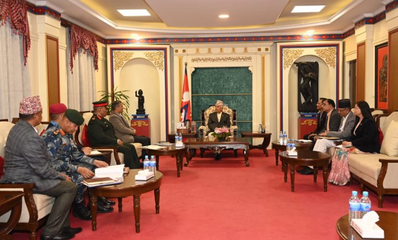 निर्वाचनमा शान्ति सुरक्षाको प्रबन्ध सुदृढ र प्रभावकारी बनाउन राष्ट्रपतिको निर्देशन निर्वाचनमा शान्ति सुरक्षाको प्रबन्ध सुदृढ र प्रभावकारी बनाउन राष्ट्रपतिको निर्देशन