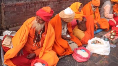 Photo of महाशिवरात्रिमा पशुपतिनाथ आएका नागा बाबासहितका साधुसन्तको बिदाइ