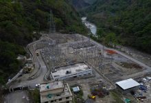 Photo of डाँडाखेत–राहुघाट प्रसारण लाइन : तीन करोडभन्दा बढी मुआब्जा वितरण, तारमुनिका जग्गाधनीलाई पनि क्षतिपूर्ति