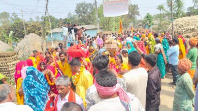 Photo of यस्तो देखियो चैते दसैँको विशाल कलश यात्रा (फोटो फिचर)