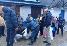 Photo of मनाङका ५ स्थानबाट मतिपेटिका संकलन भएन, हेलिकोप्टर जानै सकेन