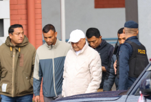 Photo of ओलीलाई थुनामुक्त गर्न माग गर्दै सर्वोच्चमा रिट दर्ता,सोमवार सुनवाई हुने