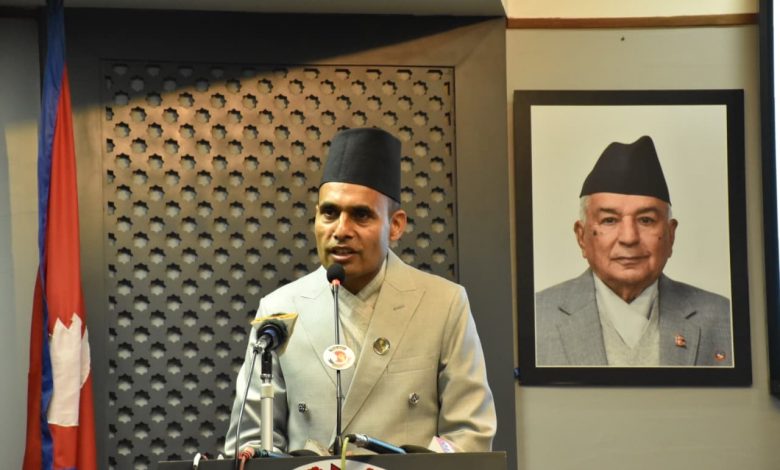 जनताले अनुभूति गर्नेगरी काम गर्न कर्मचारीलाई सञ्चारमन्त्री तिमिल्सिनाको निर्देशन