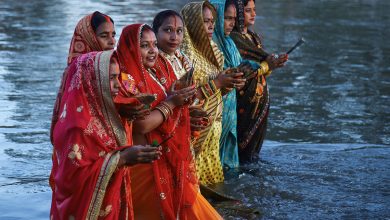 Photo of मिथिलामा आज अस्ताउँदो सूर्यलाई अर्घ दिँदै चैती छठ पर्व मनाइँदै