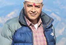 Photo of डडेल्धुरामा ३४ वर्षे कांग्रेस विरासत तोडेका जोशीको यात्राः शिक्षकदेखि सांसदसम्म