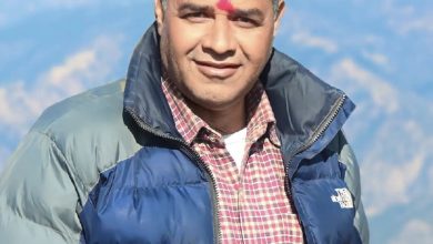 Photo of डडेल्धुरामा ३४ वर्षे कांग्रेस विरासत तोडेका जोशीको यात्राः शिक्षकदेखि सांसदसम्म