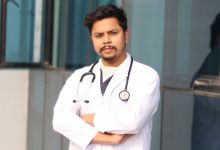 Photo of घर घरमै चिकित्सा सेवा पुर्याउँदै डा चेवन