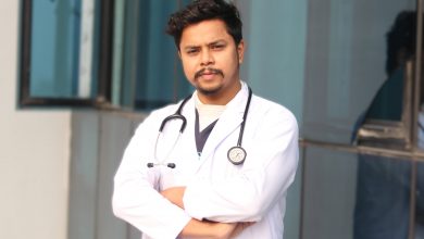 Photo of घर घरमै चिकित्सा सेवा पुर्याउँदै डा चेवन