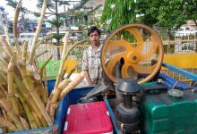 Photo of उखुको जुस बेच्दै आत्मनिर्भर बन्दै युवा