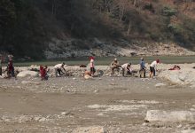 Photo of नागढुङ्गा–मुग्लीन सडकका लागि नदीजन्य निर्माण सामग्री निकाल्न अनुमति