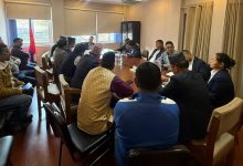 Photo of सहकारी पीडितहरूको समस्या समाधानको पहल लिदै मन्त्री रावल