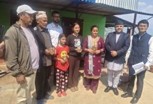 Photo of घरमै पुगेर राहदानी वितरण गर्न थालियो