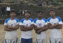 Photo of भलिबलको एउटै टिममा परिवारका चार जना सदस्य