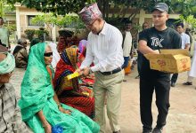 Photo of दृष्टि गुमाएकाहरूको दृष्टि फर्काउँदै लहान नगरपालिका