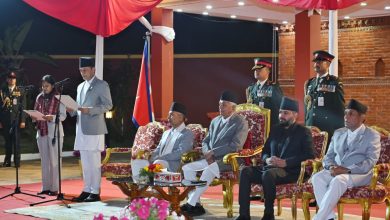 Photo of नवनियुक्त उपसभामुख रुबीकुमारी ठाकुरले लिनुभयो पद तथा गोपनीयताको शपथ