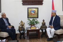 Photo of परराष्ट्र मन्त्री खनाल र भारतीय राजदूत श्रीवास्तवविच शिष्टाचार भेट