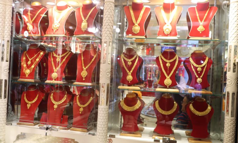 सुनचाँदीको मूल्यमा सामान्य वृद्धि – सार्वजनिक सेवा प्रसारण संस्था सुनचाँदीको मूल्यमा सामान्य वृद्धि – सार्वजनिक सेवा प्रसारण संस्था