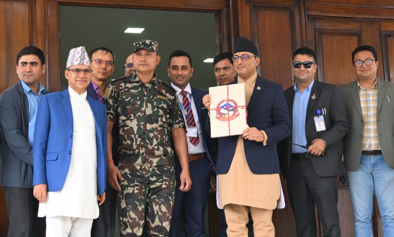 अर्थमन्त्रीद्वारा सङ्घीय संसद्को संयुक्त बैठकमा बजेट प्रस्तुत