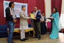 Photo of नेपाल टेलिभिजनका ईश्वर महर्जन ललितपुर पत्रकारिता पुरस्कारबाट सम्मानित