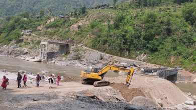 Photo of सुनकोशीको बेलिब्रिज झिकिएपछि समस्यामा स्थानीय