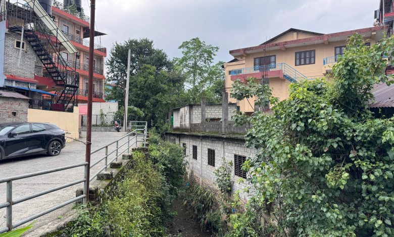 अतिक्रमित फिर्के खोलालाई प्राकृतिक बहावमा ल्याइँदै